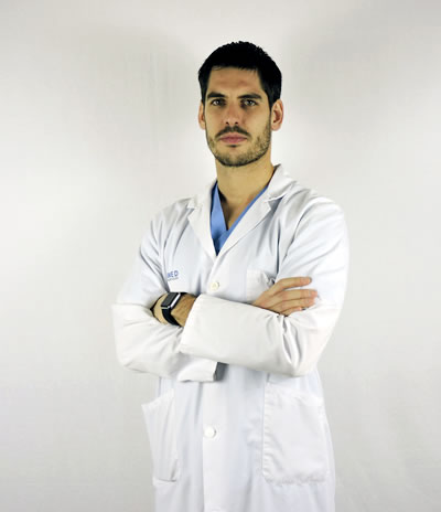 Хирург Доктор Карлос Раби