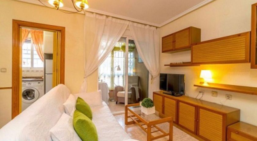 Уютная квартира в 100 метрах от пляжа - квартира в Torrevieja (Alicante)
