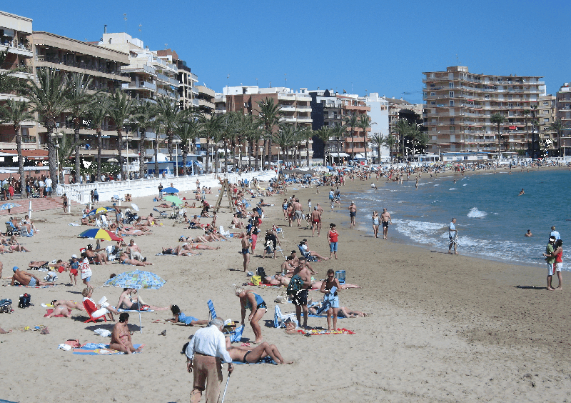я квартира всего в 200 метрах от пляжа и в 5 минутах от центра города - квартира в Torrevieja (Alicante)